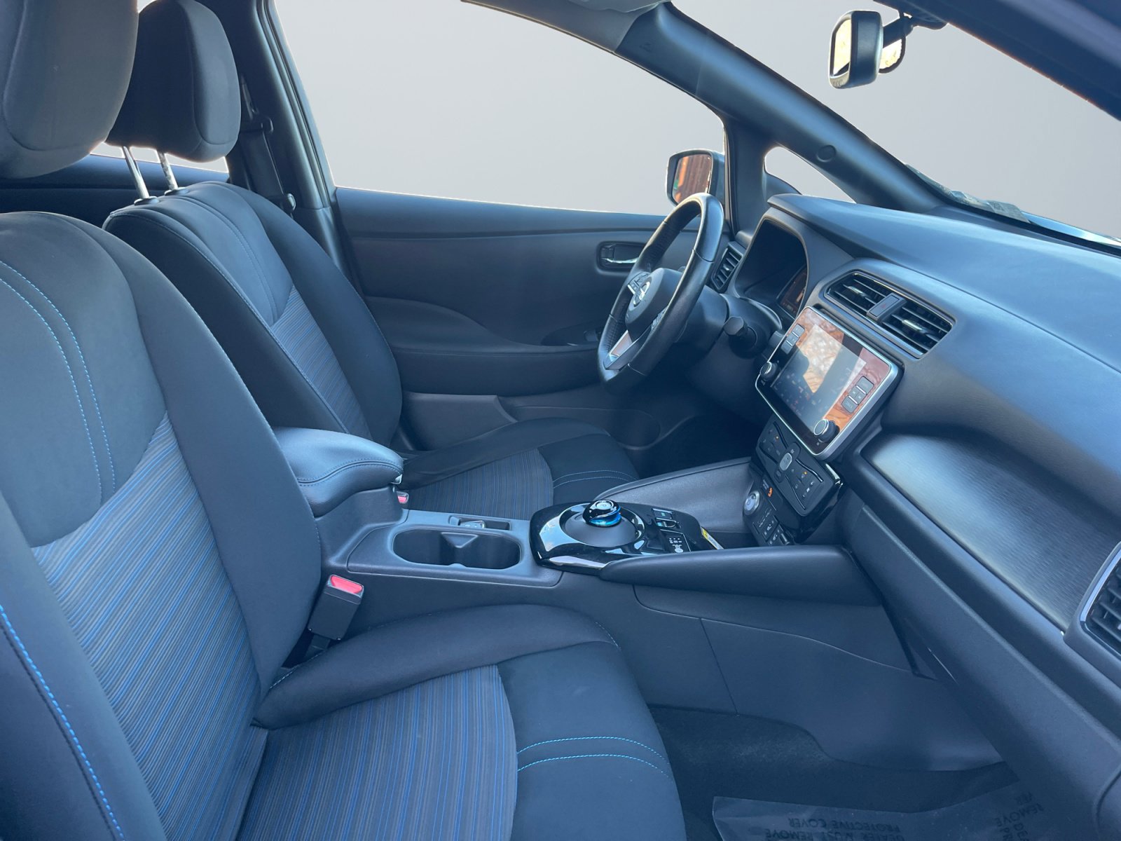 Used 2022 Nissan Leaf SV Plus image 17