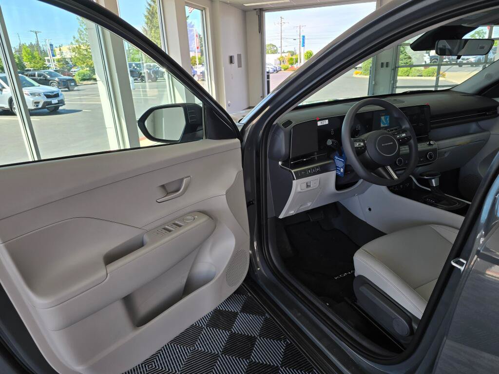 New 2026 Hyundai Kona SE AWD/4WD image 31