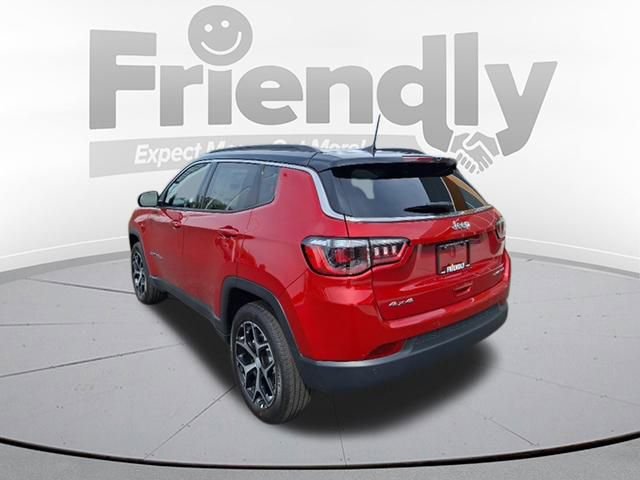 Used 2024 Jeep Compass Limited w/ Sun and Sound Group AWD/4WD image 7