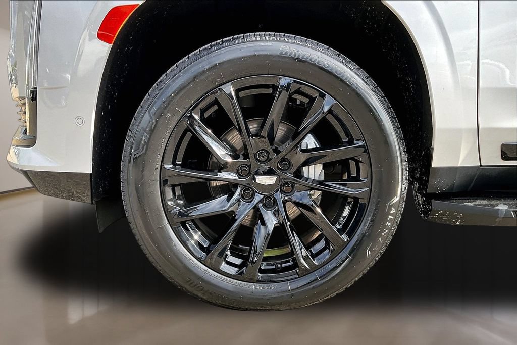 Used 2023 Cadillac Escalade Sport Platinum w/ LPO, ONYX Package AWD/4WD image 8