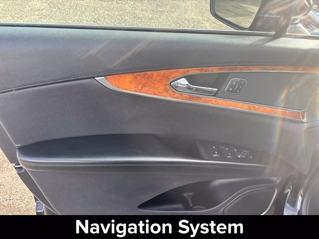 Certified 2019 Lincoln Nautilus Select AWD/4WD image 13