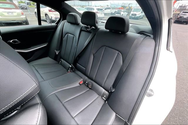 Used 2024 BMW 330e w/ Convenience Package RWD image 28