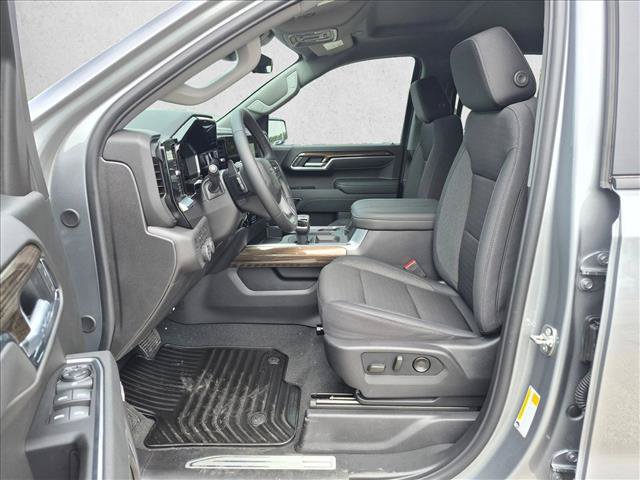New 2026 Chevrolet Silverado 1500 RST w/ Safety Package AWD/4WD image 15