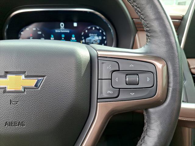 Used 2023 Chevrolet Suburban High Country w/ Premium Package 2 AWD/4WD image 10