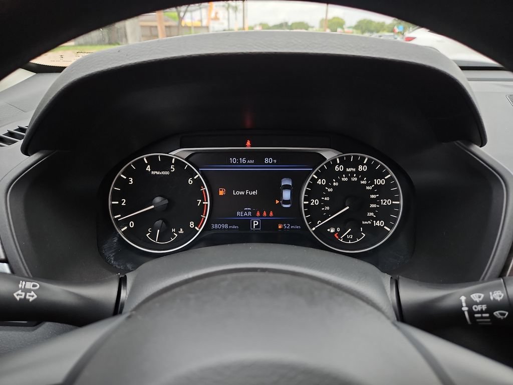 Used 2024 Nissan Altima 2.5 SV FWD image 23