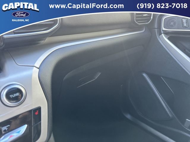 Used 2023 Ford Explorer XLT w/ Equipment Group 202A image 27