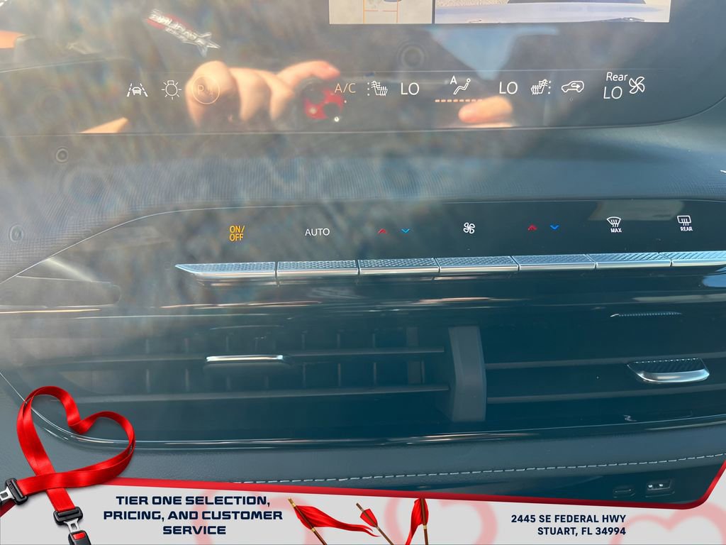 New 2025 Buick Enclave Sport Touring w/ Super Cruise Package image 22