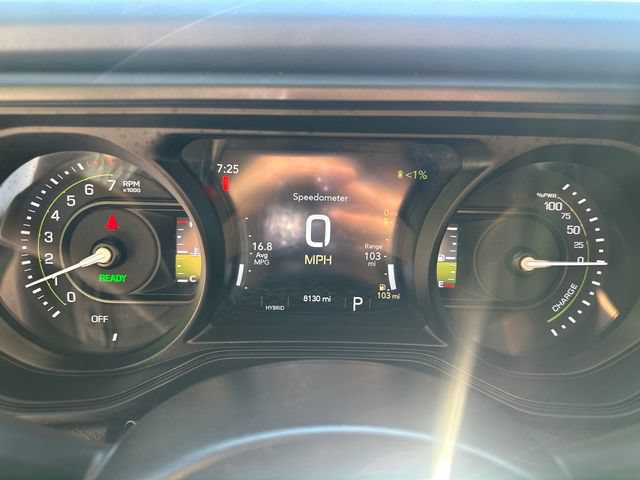 Used 2025 Jeep Wrangler Unlimited Sahara w/ Safety Group AWD/4WD image 25