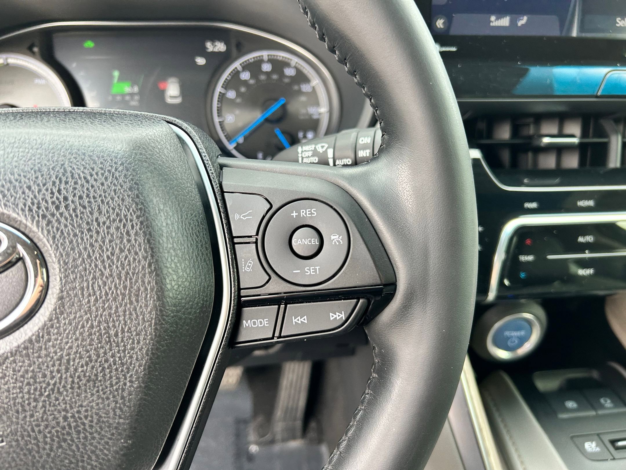 Certified 2021 Toyota Venza Limited w/ Advanced Technology Package image 13