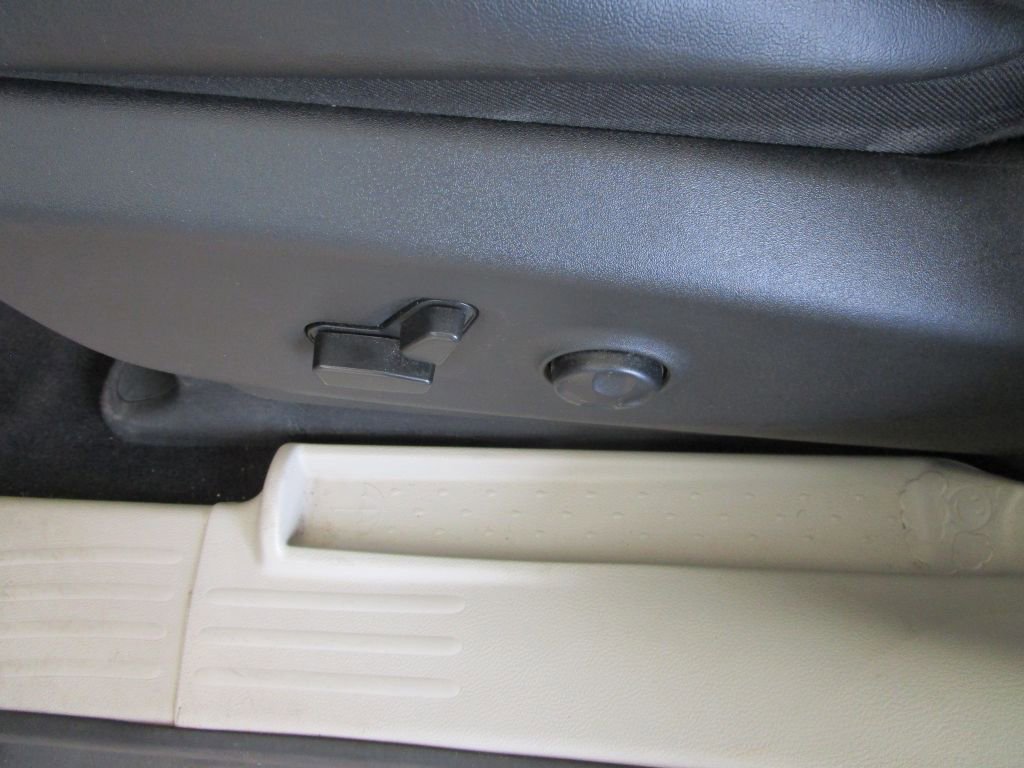 Used 2022 Chrysler Pacifica Limited image 25