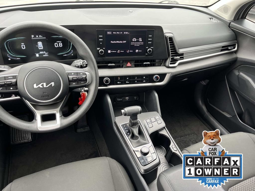 Used 2024 Kia Sportage LX image 13