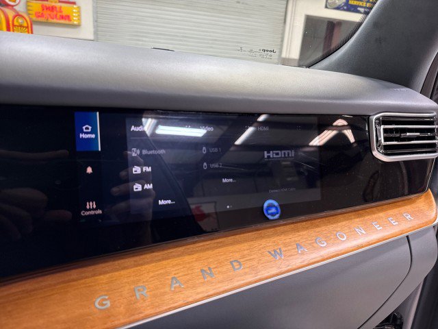 Used 2022 Jeep Grand Wagoneer Series II w/ Premium Group II image 74