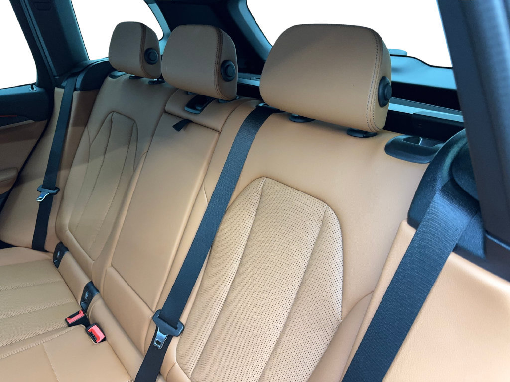Used 2023 BMW X3 sDrive30i w/ Convenience Package RWD image 36