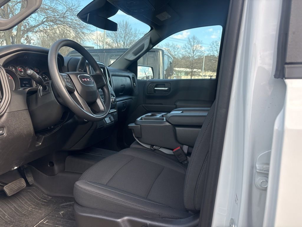 Used 2025 GMC Sierra 1500 Pro w/ Graphite Edition image 20