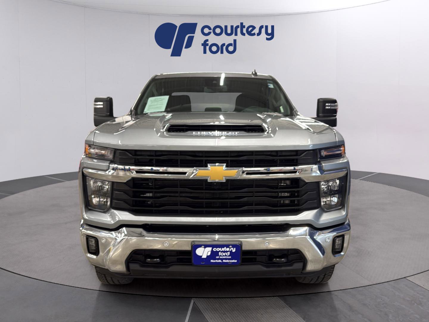 Used 2025 Chevrolet Silverado 2500 LT w/ All Star Edition image 3