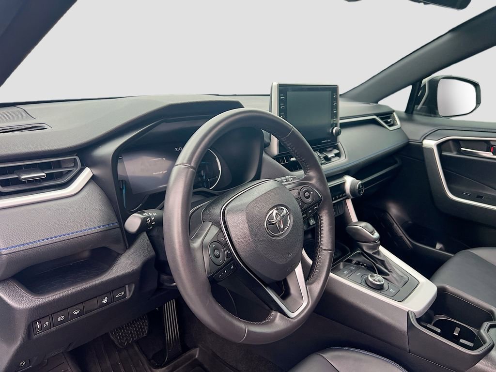 Used 2022 Toyota RAV4 XSE w/ XSE Grade Weather Package image 9