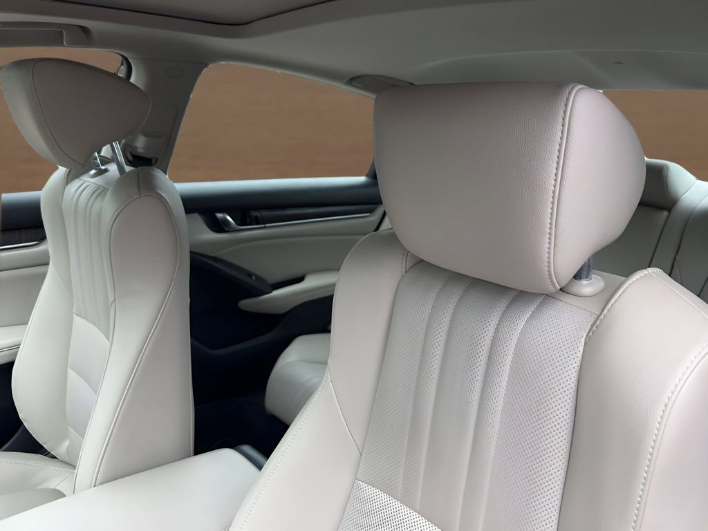 Used 2019 Honda Accord EX-L image 11