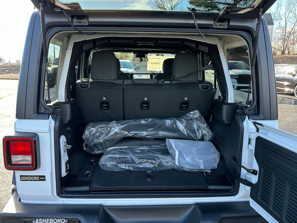 New 2025 Jeep Wrangler Sport S image 36