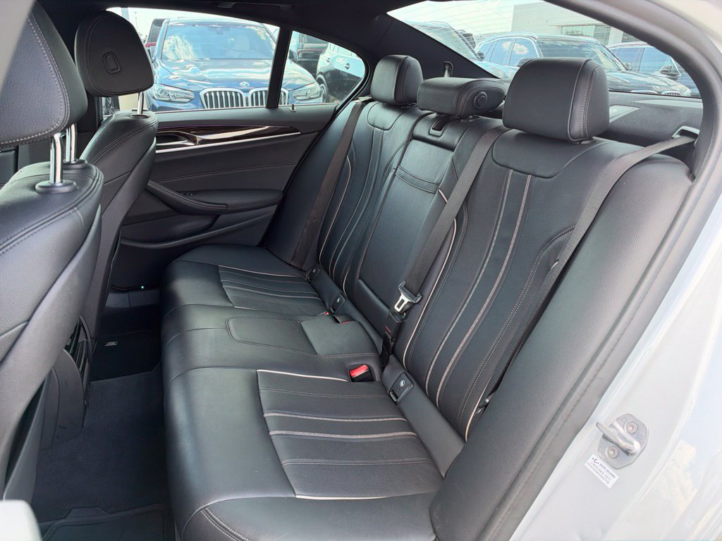 Used 2019 BMW 530i w/ Convenience Package RWD image 20