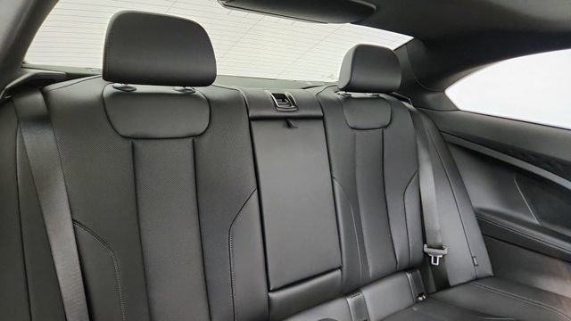 Used 2025 BMW 230i xDrive Coupe w/ Premium Package image 24