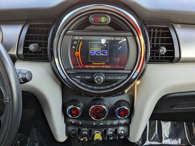 Used 2021 MINI Cooper SE w/ 6.5" Touchscreen Package image 17