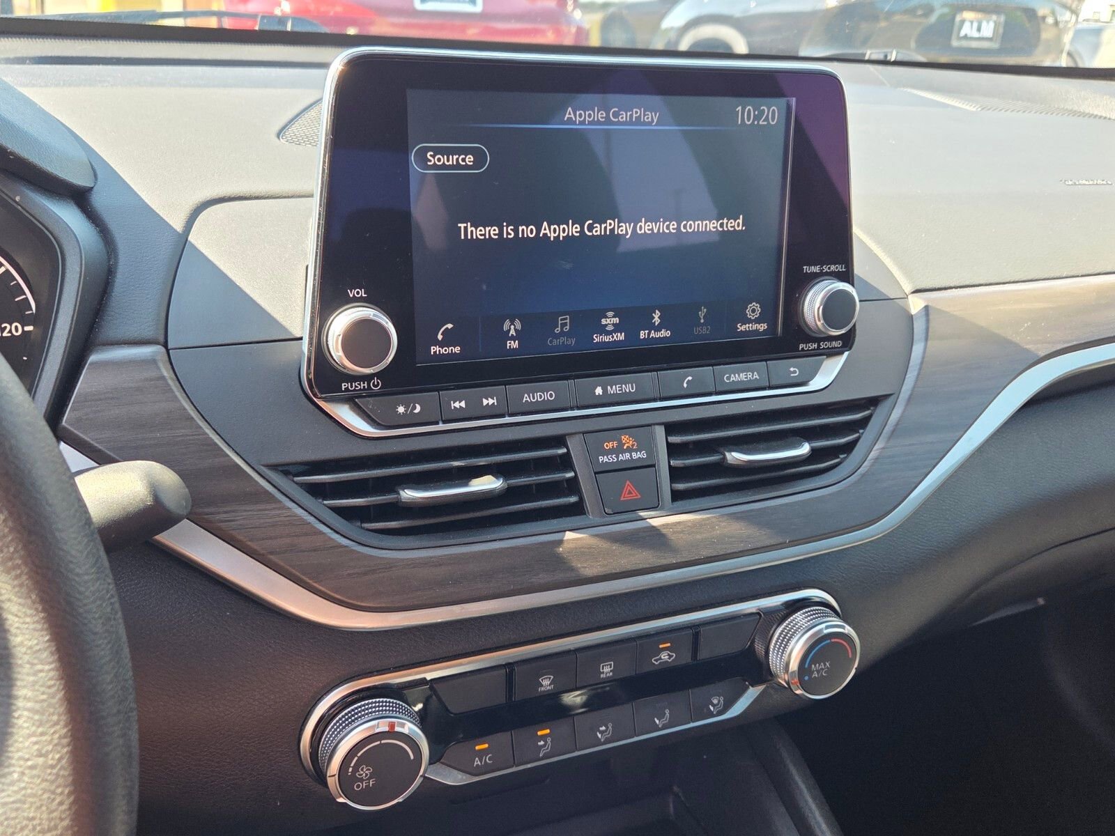 Used 2025 Nissan Altima 2.5 SV image 19