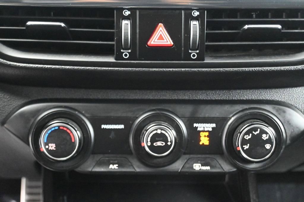 Used 2021 Kia Forte GT-Line FWD image 19