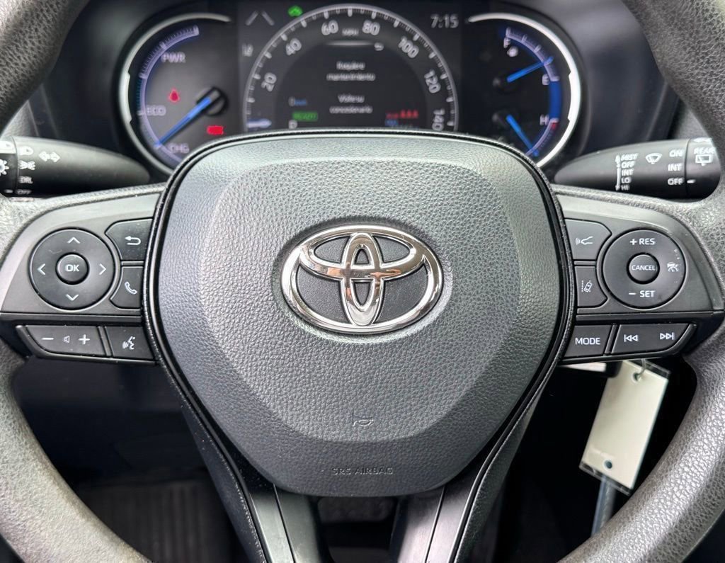 Used 2023 Toyota RAV4 LE image 6