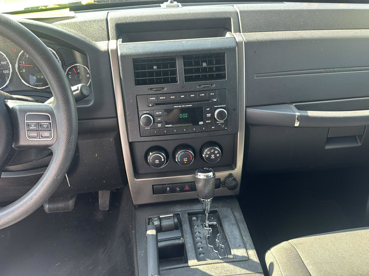 Used 2012 Jeep Liberty Sport AWD/4WD image 10