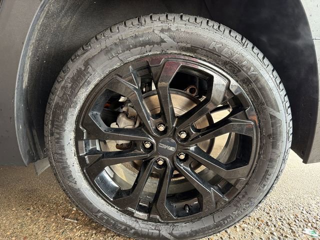 Certified 2020 GMC Terrain SLT w/ Preferred Package AWD/4WD image 10