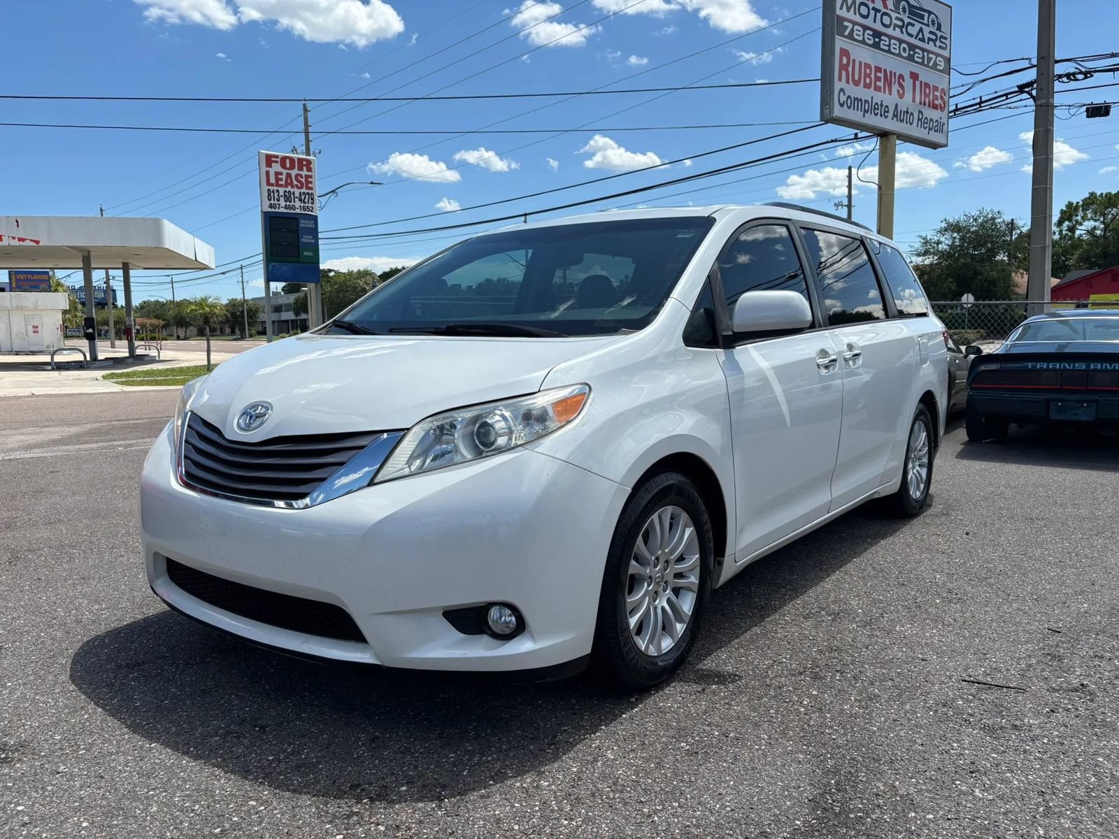 Used 2015 Toyota Sienna XLE Premium