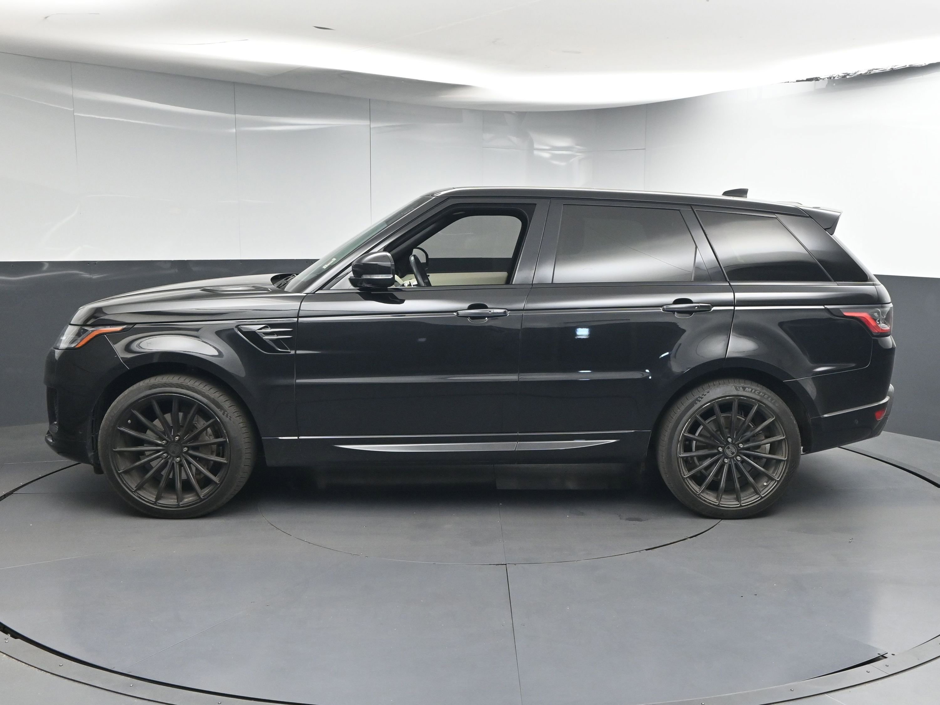 Used 2022 Land Rover Range Rover Sport HSE Silver Edition AWD/4WD image 5
