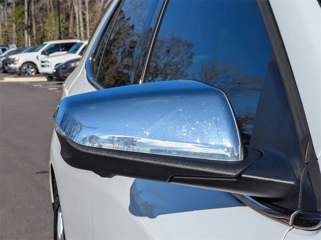 Used 2019 Chevrolet Equinox Premier image 11