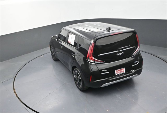 Used 2025 Kia Soul EX image 23