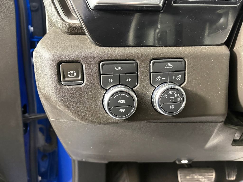 Used 2023 GMC Sierra 1500 Elevation image 14