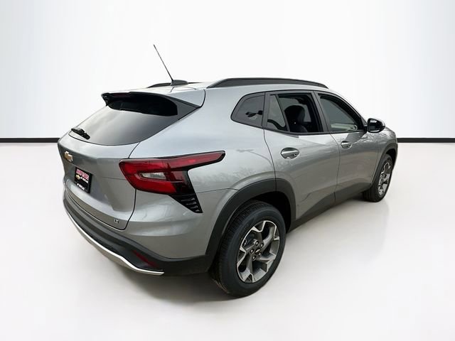 New 2026 Chevrolet Trax LT w/ Driver Confidence Package image 6