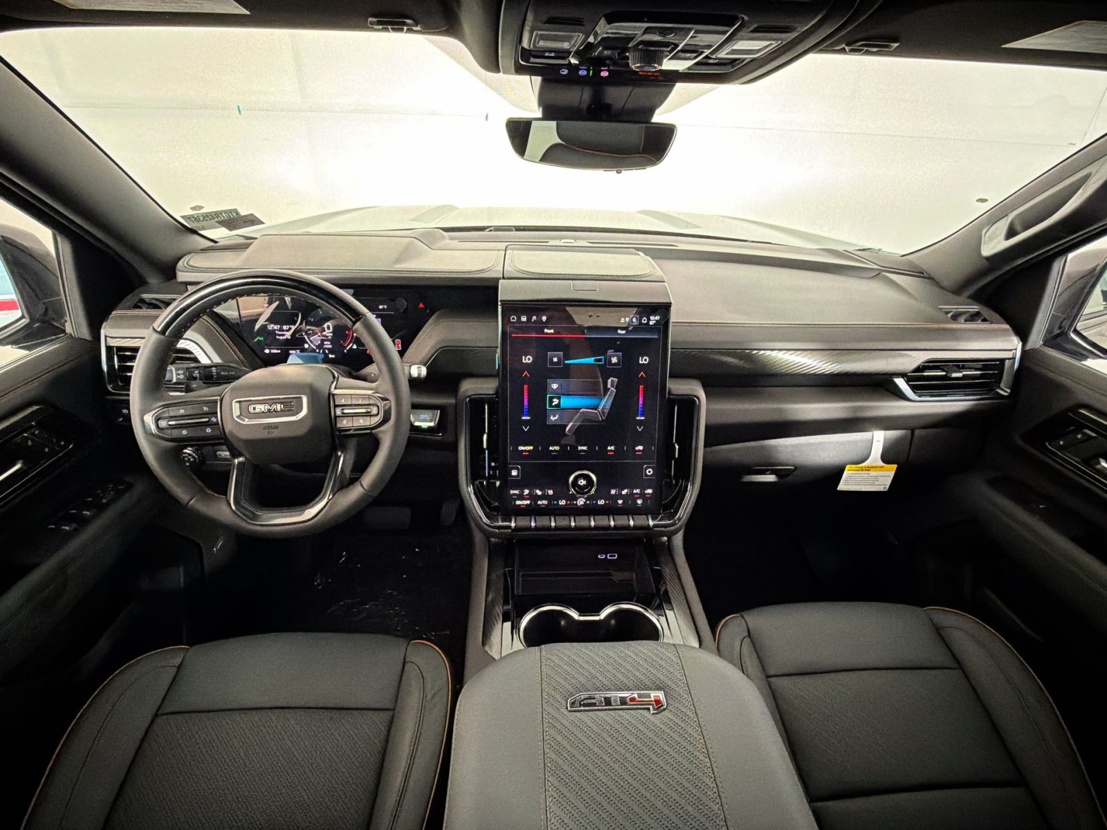 New 2026 GMC Yukon XL AT4 w/ AT4 Premium Plus Package AWD/4WD image 23