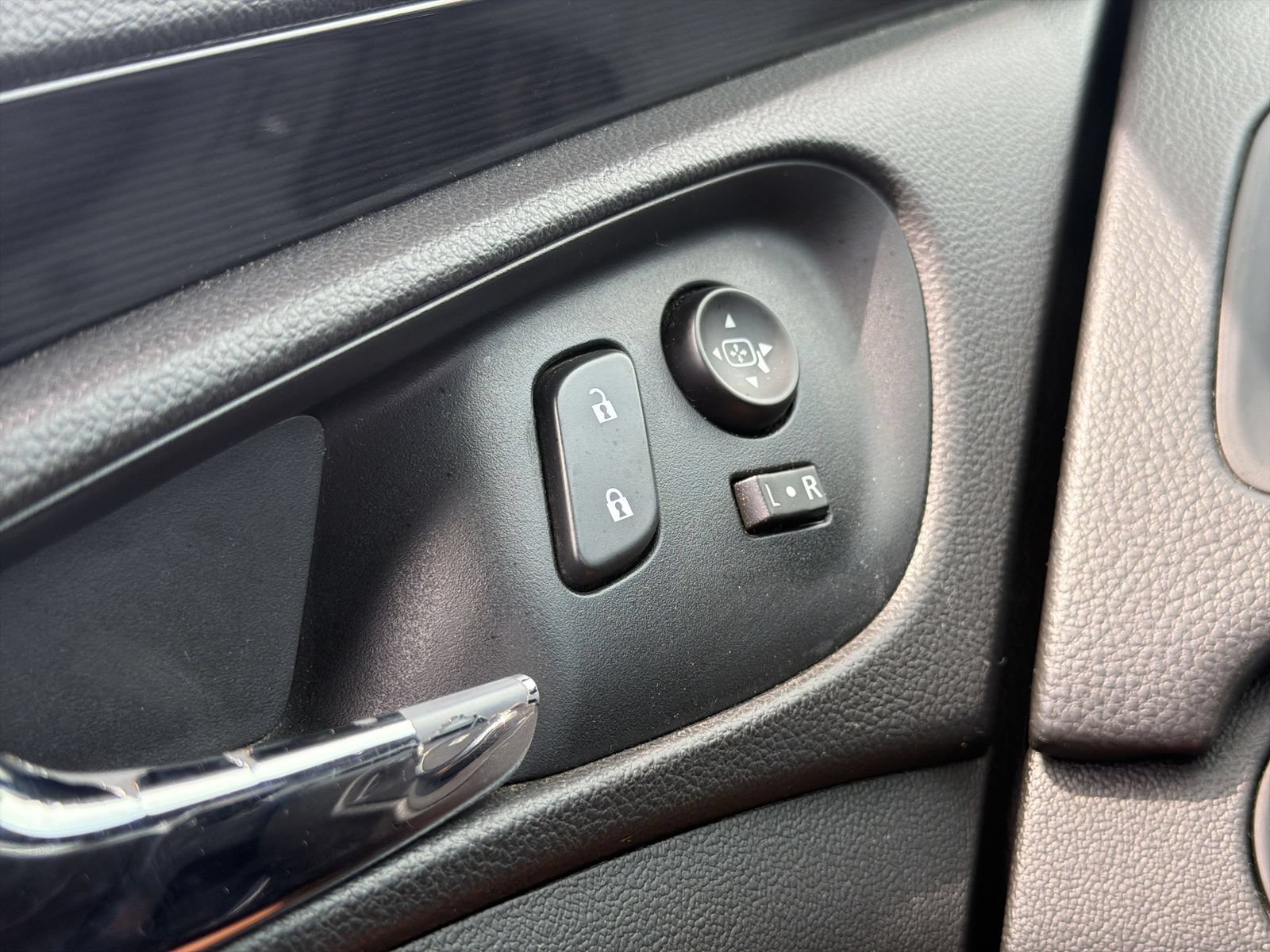 Used 2016 Buick Regal Premium FWD image 30