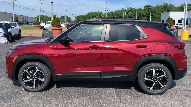 Certified 2023 Chevrolet TrailBlazer RS w/ Sun and Liftgate Package AWD/4WD image 5