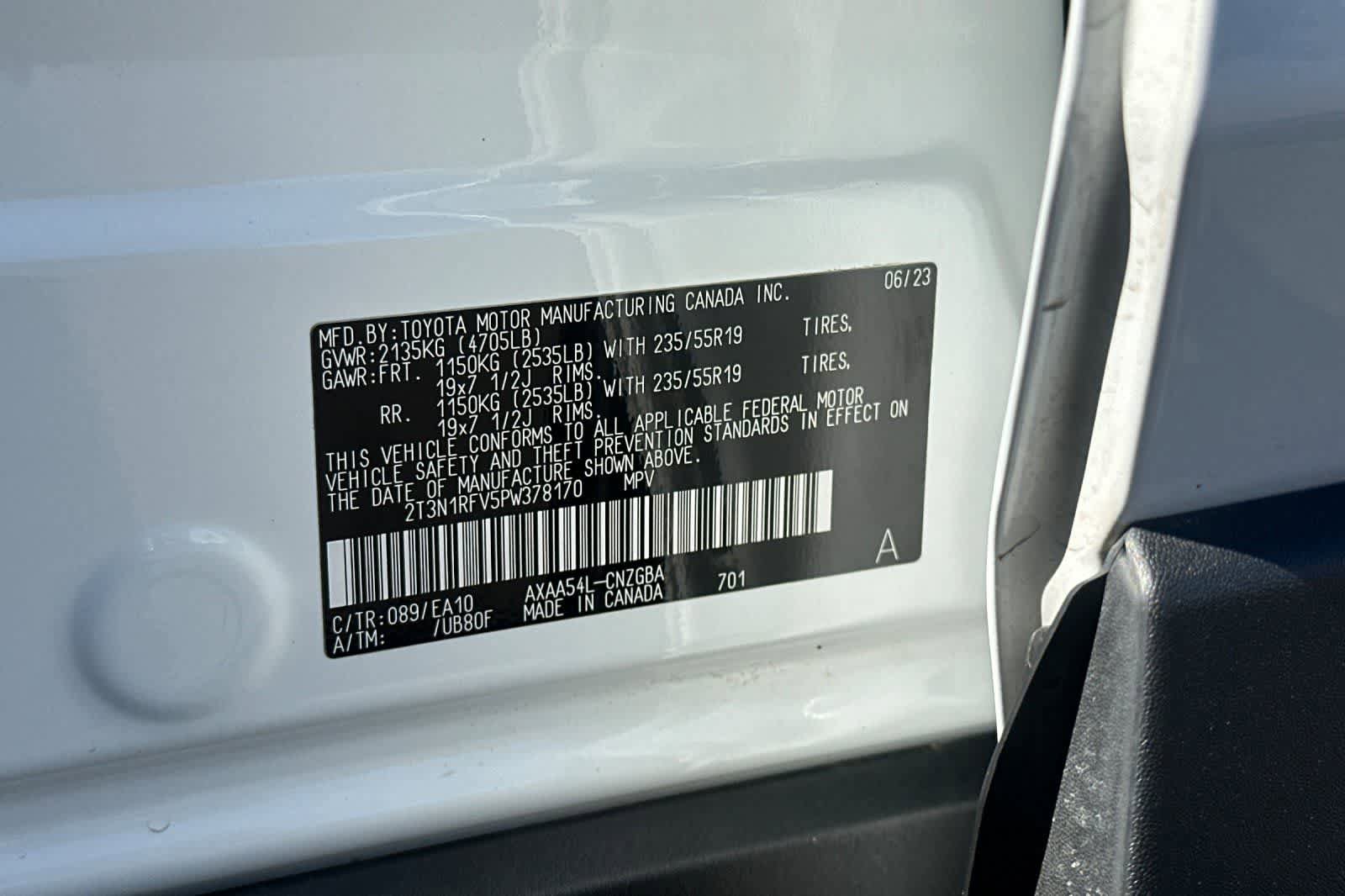 Used 2023 Toyota RAV4 Limited AWD/4WD image 32