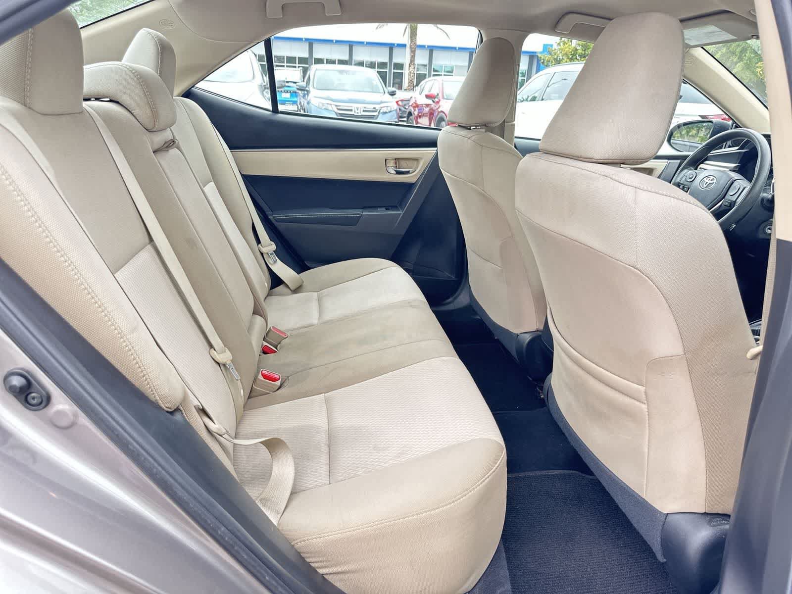 Used 2015 Toyota Corolla LE FWD image 16