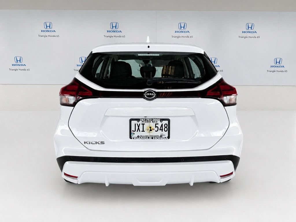 Used 2022 Nissan Kicks S FWD image 5