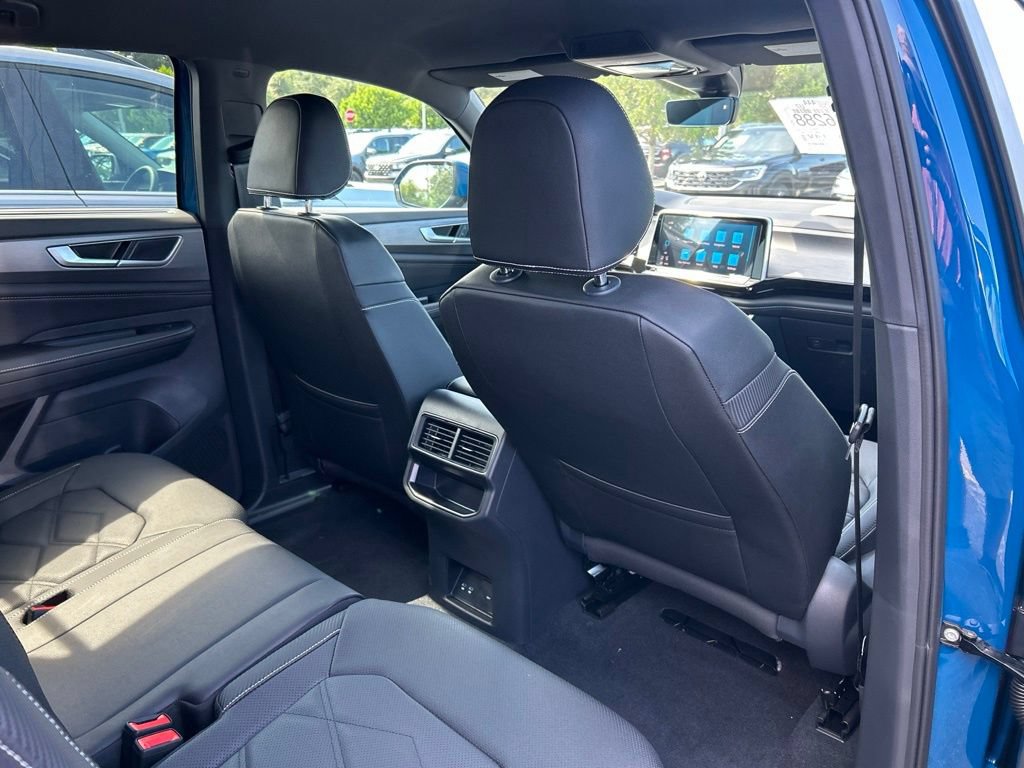 New 2026 Volkswagen Atlas Cross Sport SE FWD image 47