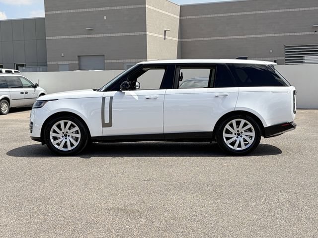 New 2026 Land Rover Range Rover Long Wheelbase SE AWD/4WD image 21