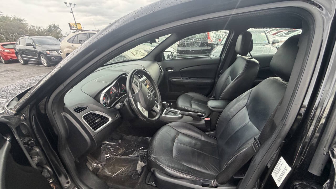 Used 2013 Dodge Avenger SXT w/ Blacktop Pkg FWD image 14