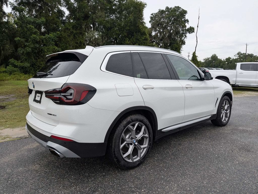 Used 2022 BMW X3 sDrive30i w/ Premium Package 2 RWD image 3