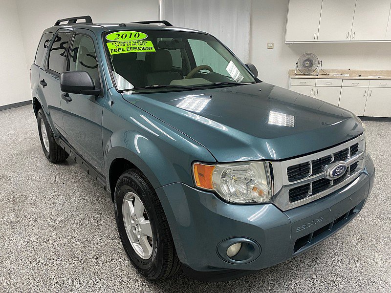 Used 2010 Ford Escape XLT image 3