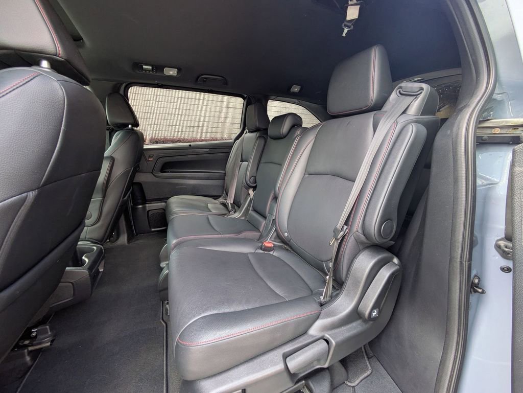 Used 2025 Honda Odyssey Sport-L image 26