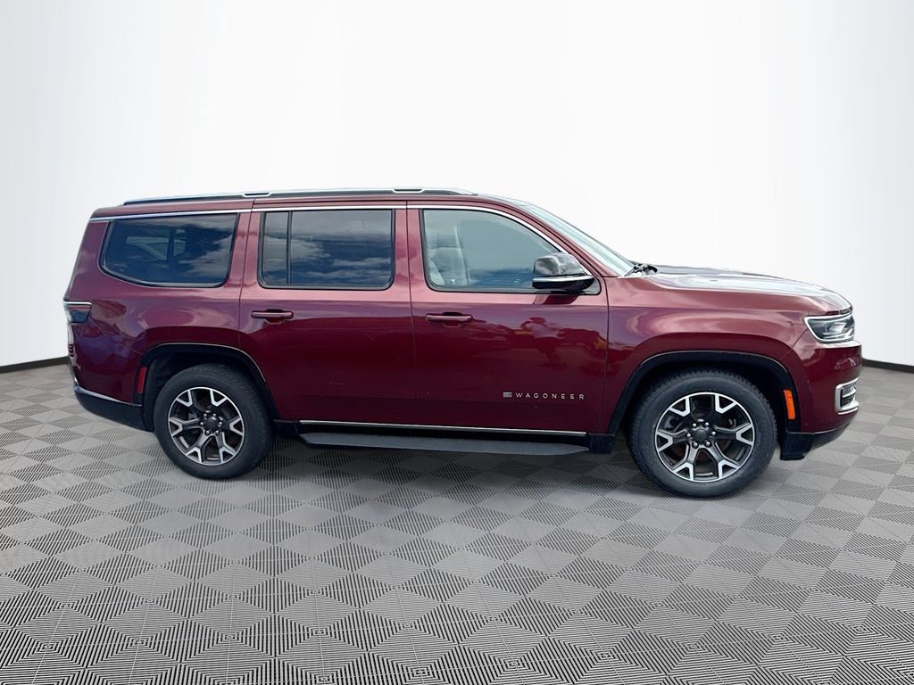 Used 2023 Jeep Wagoneer Series III w/ Preferred Equipment Group AWD/4WD image 5