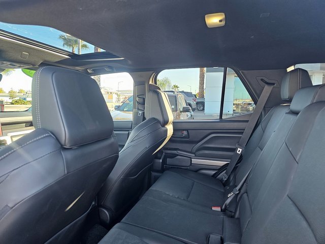 Used 2025 Toyota 4Runner TRD Off-Road Premium image 17